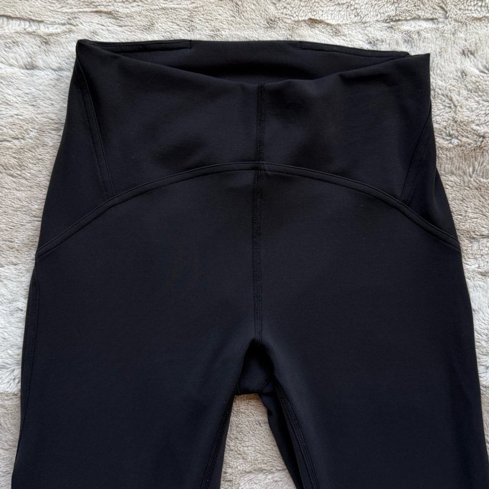 Lululemon Instill High-Rise Tight 25" in Black Size 6 - Picture 6 of 16